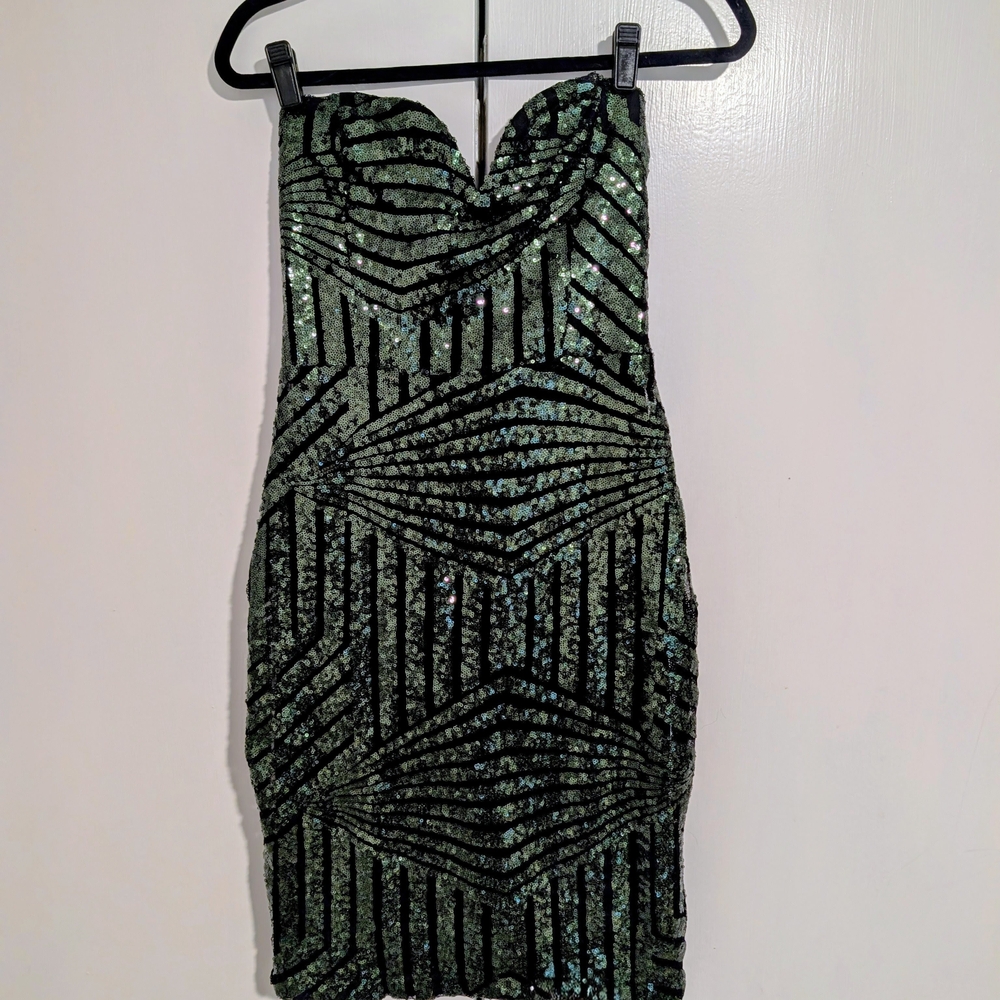 Charlotte Russe Strapless Sequin Cocktail/ Night Out Dress in Green and Black